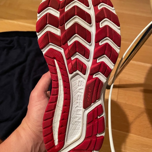 Saucony Guide ISO 2 Running Shoe Navy/Red (Size 9/42.5) - Picture 4 of 7